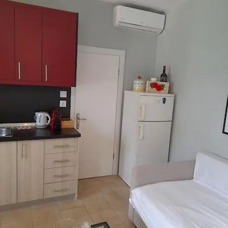 Rodon - With Seaview Backyard In * Áfitos