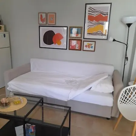 Rodon - With Seaview Backyard In Appartement *