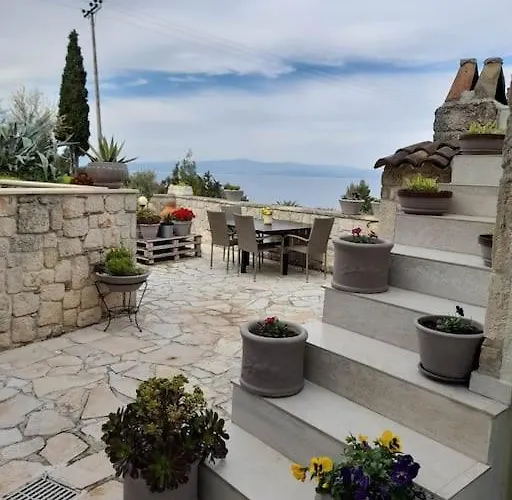 Rodon - With Seaview Backyard In Апартаменты *