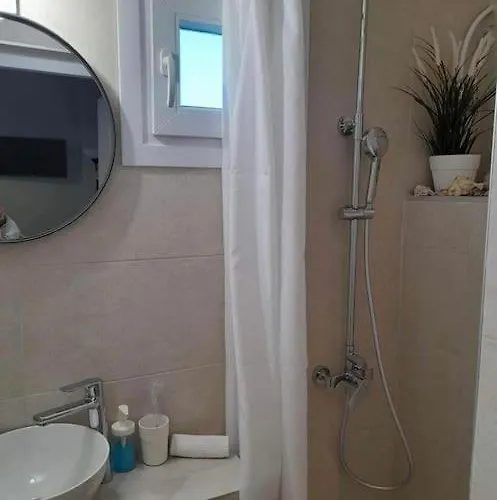 Апартаменты Rodon - With Seaview Backyard In Афитос