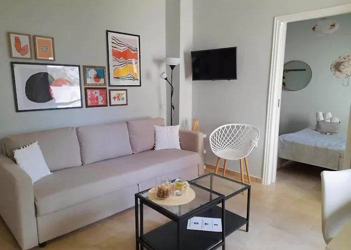 Апартаменты Rodon - With Seaview Backyard In
