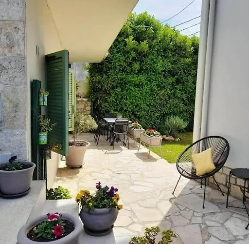 Rodon - With Seaview Backyard In Апартаменты *