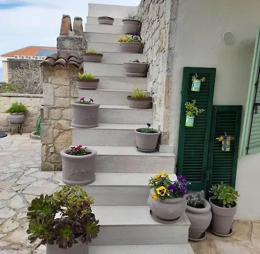 Rodon - With Seaview Backyard In * Афитос