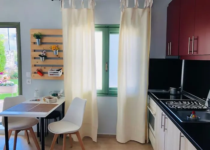 Rodon - With Seaview Backyard In Апартаменты Афитос